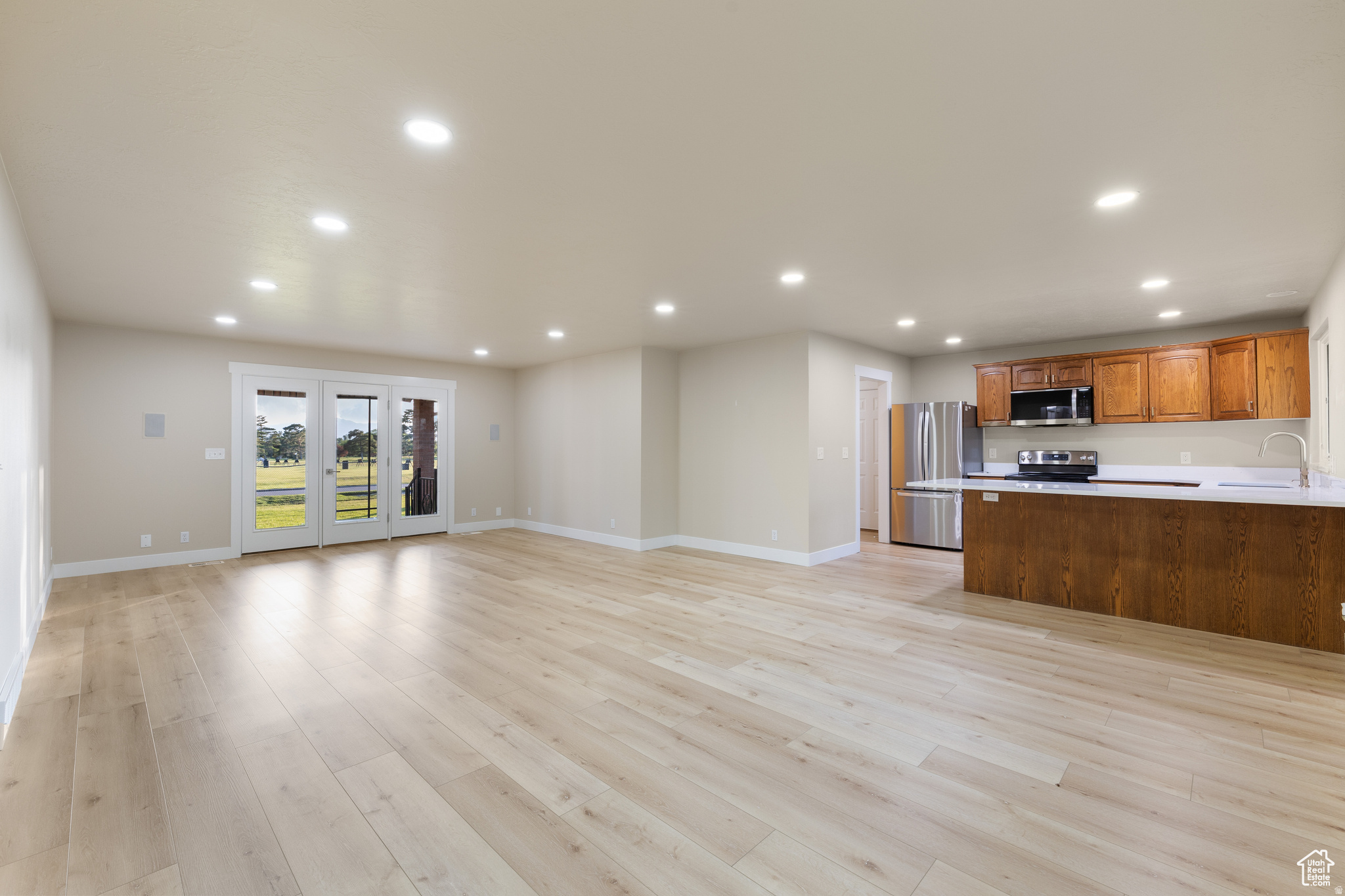 10861 N PANORAMA DR