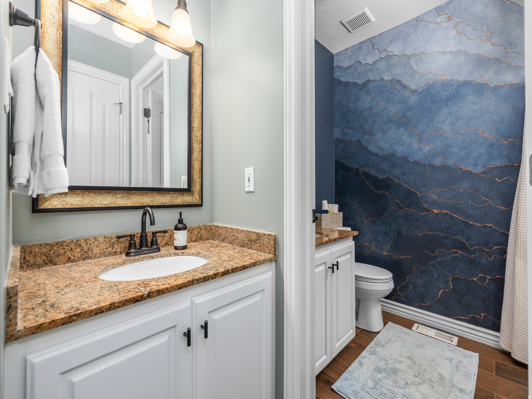 221 S MAJESTIC MEADOWS DR