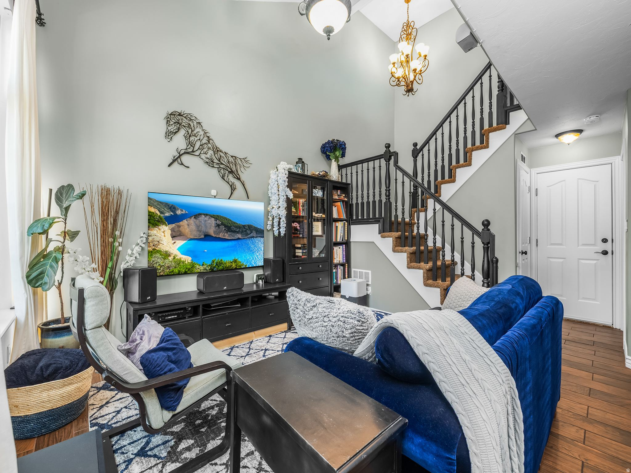 221 S MAJESTIC MEADOWS DR