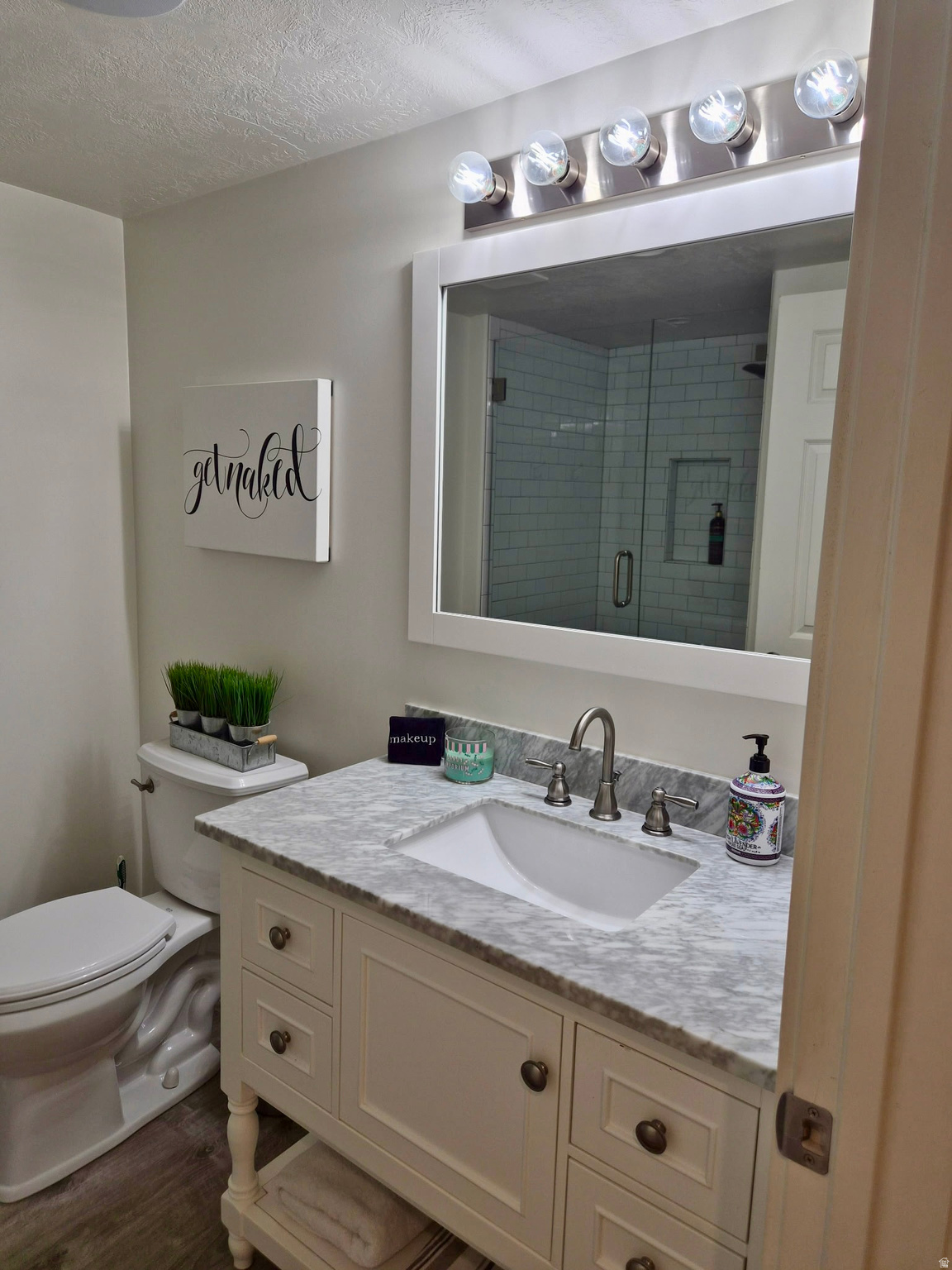 5467 W SHAGGY PEAK DR.