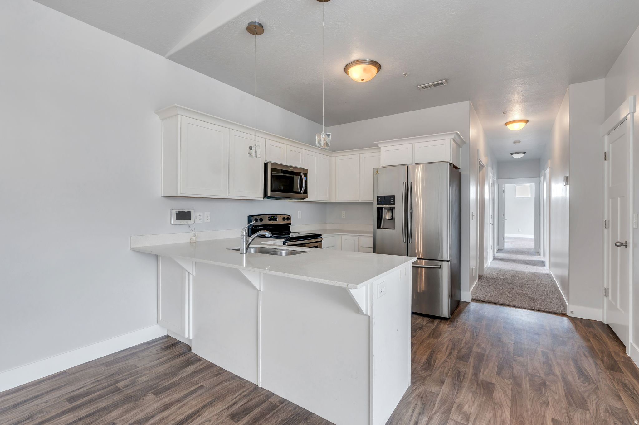 108 W SEASONS DR