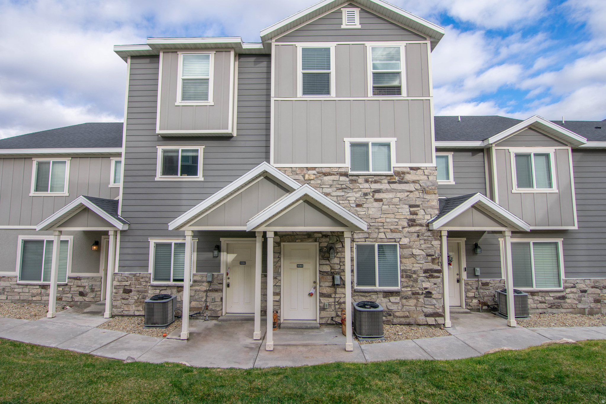 14447 S DALESIDE CT