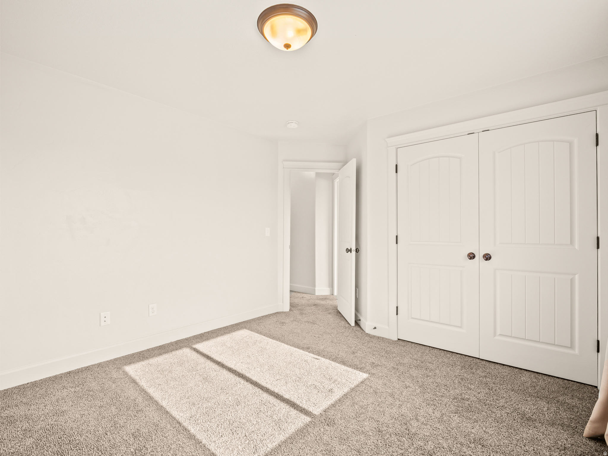 233 E BAYCREST DR