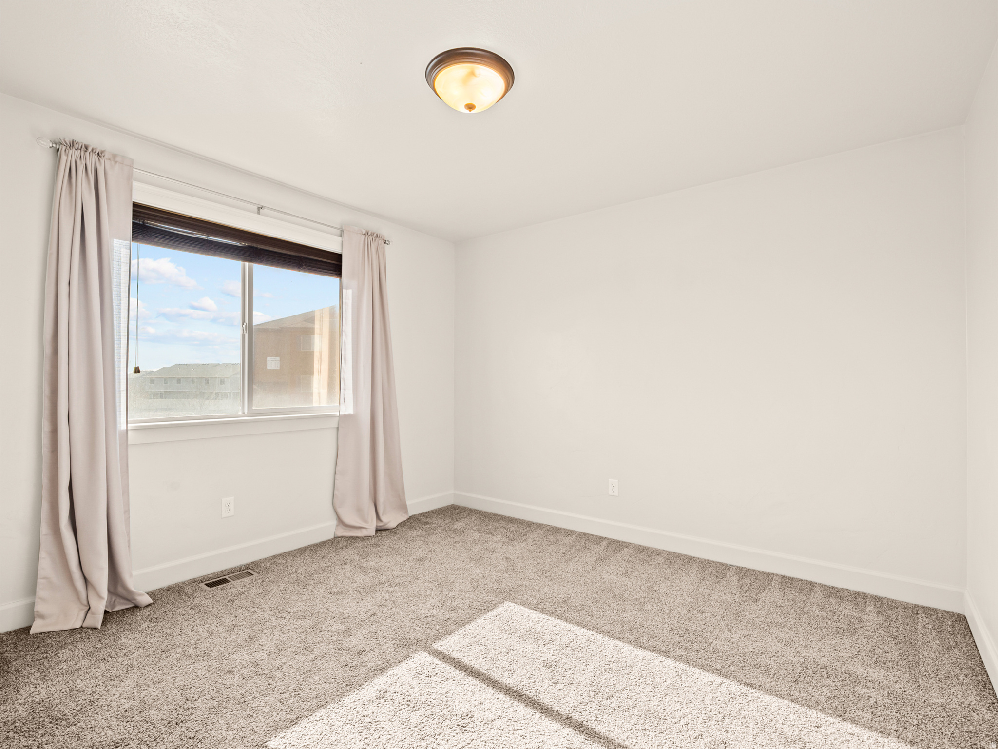 233 E BAYCREST DR