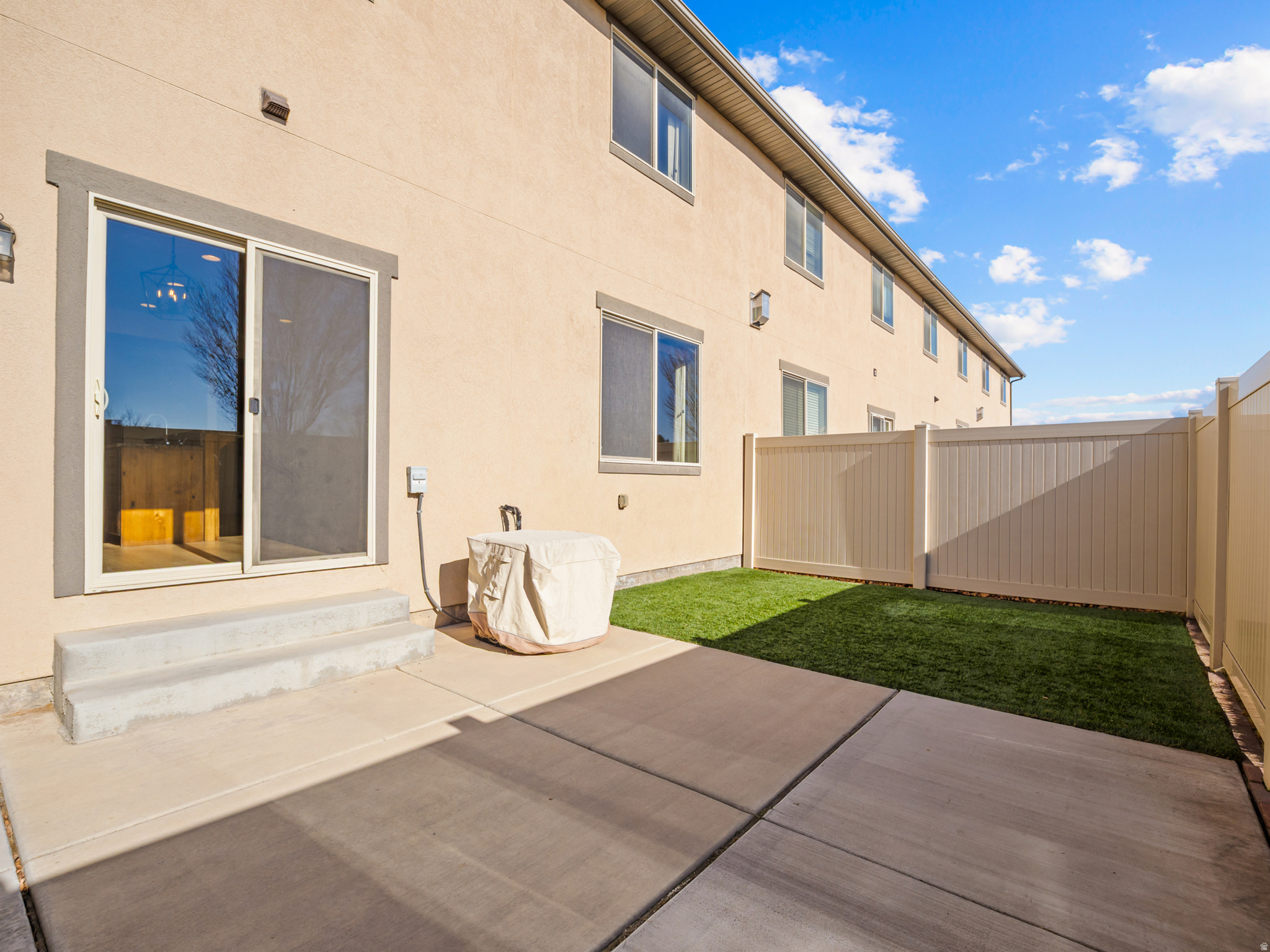 233 E BAYCREST DR