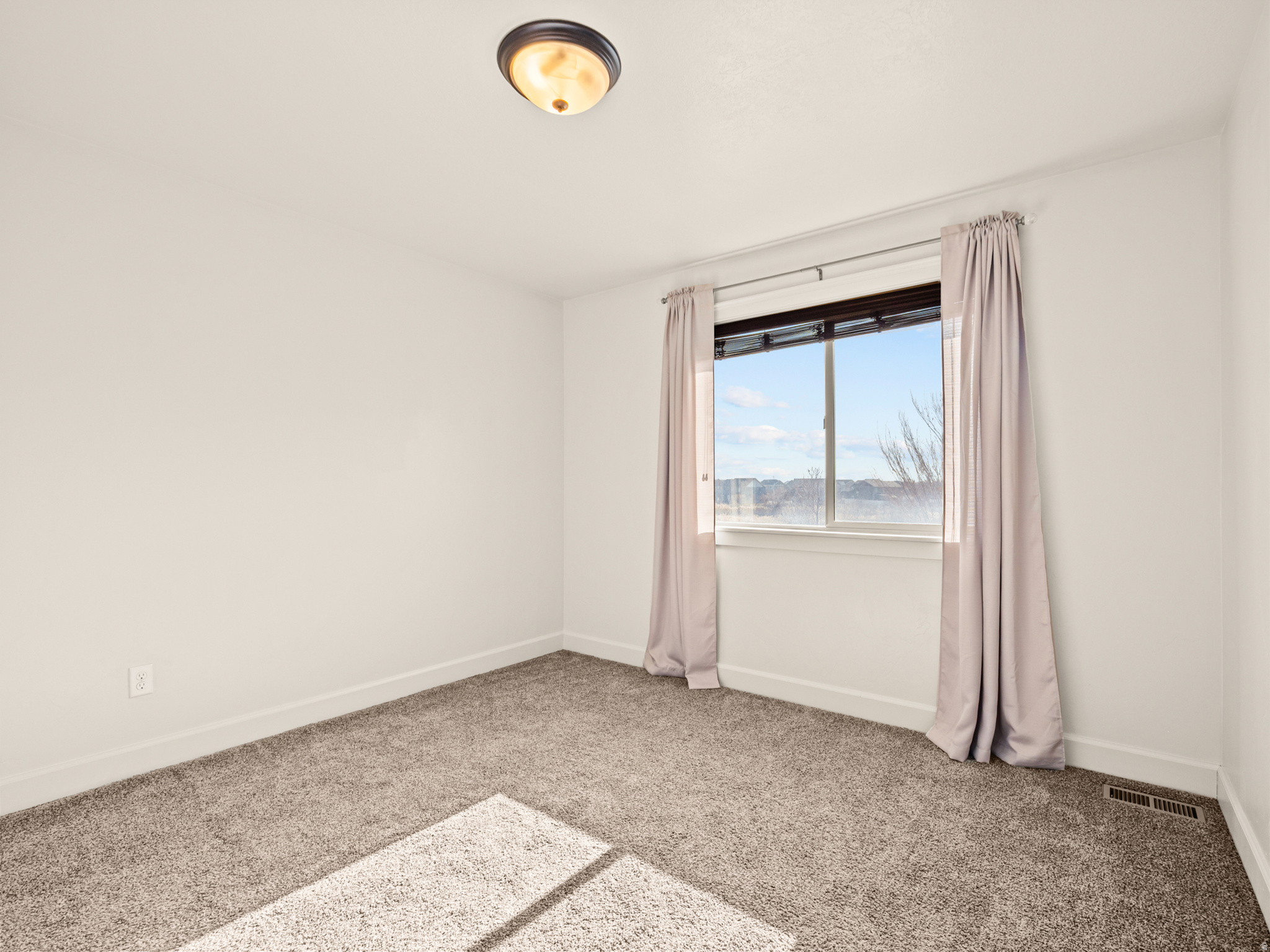 233 E BAYCREST DR