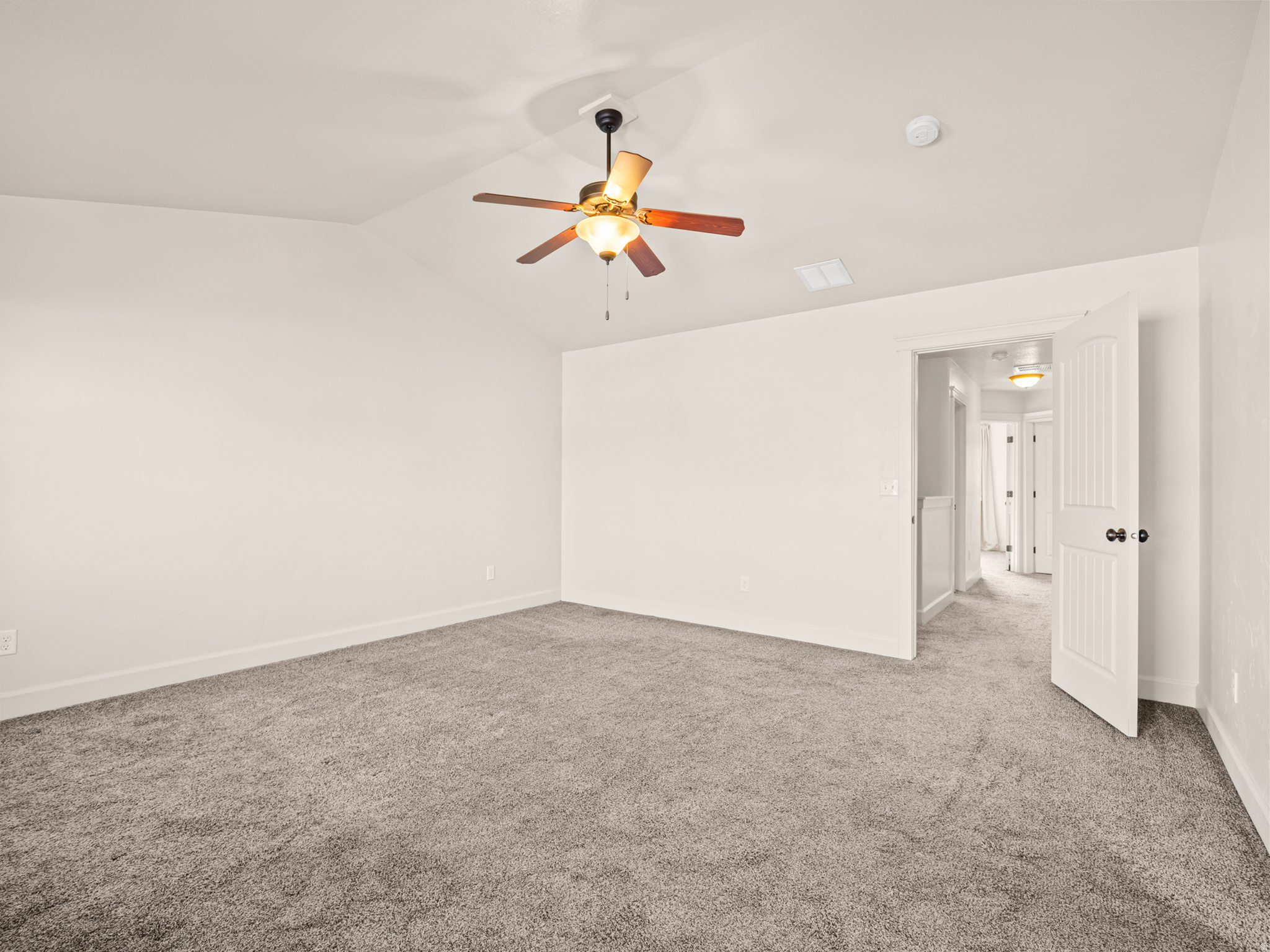 233 E BAYCREST DR