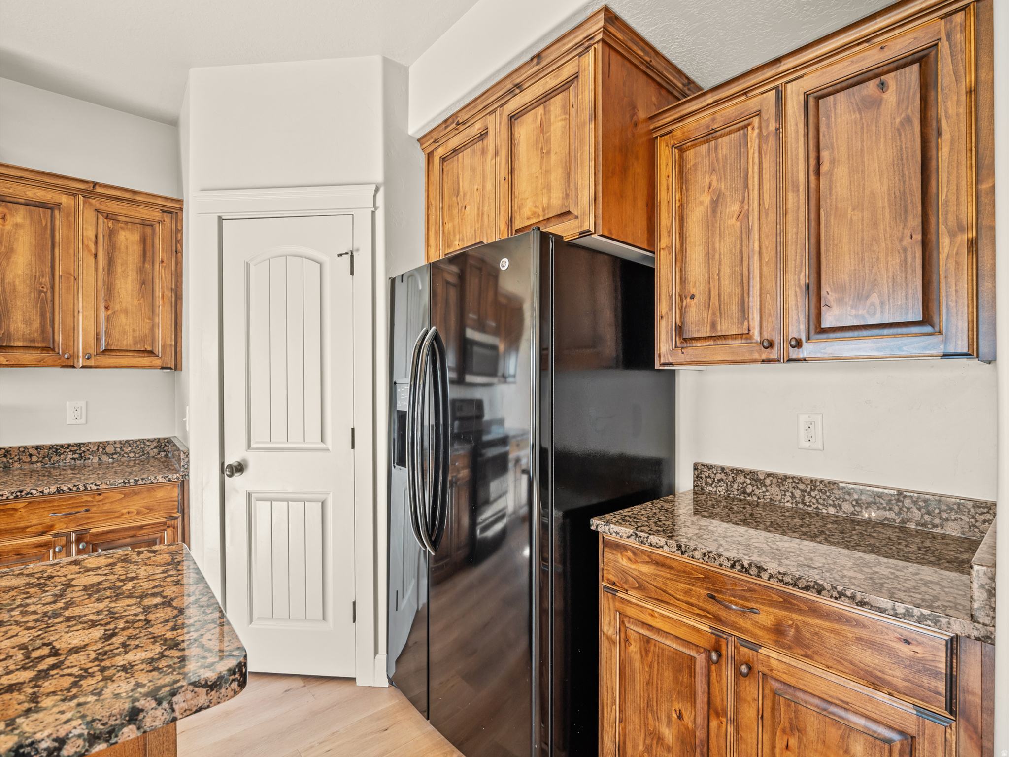 233 E BAYCREST DR