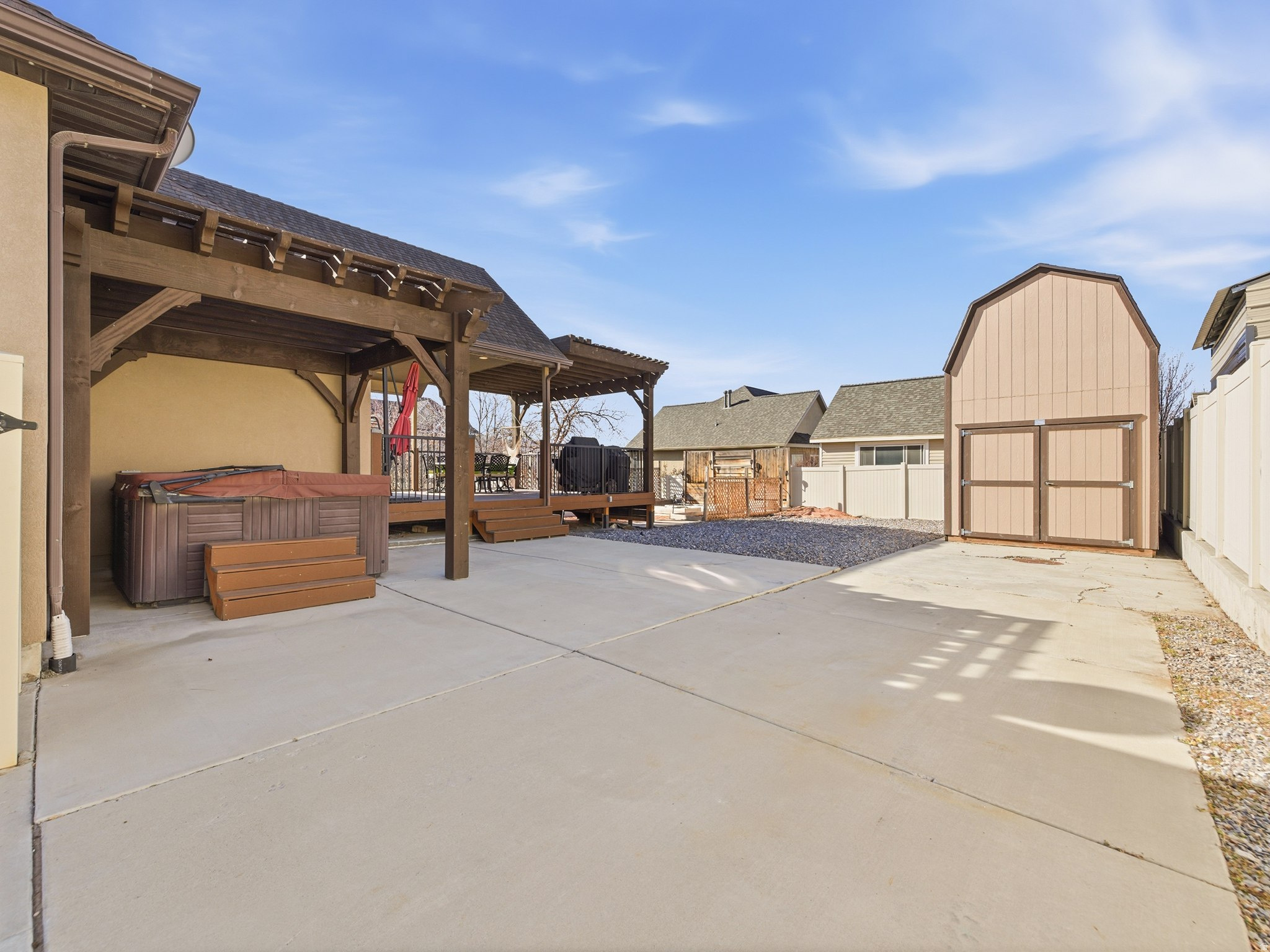 1117 N CEDAR HOLLOW BLVD