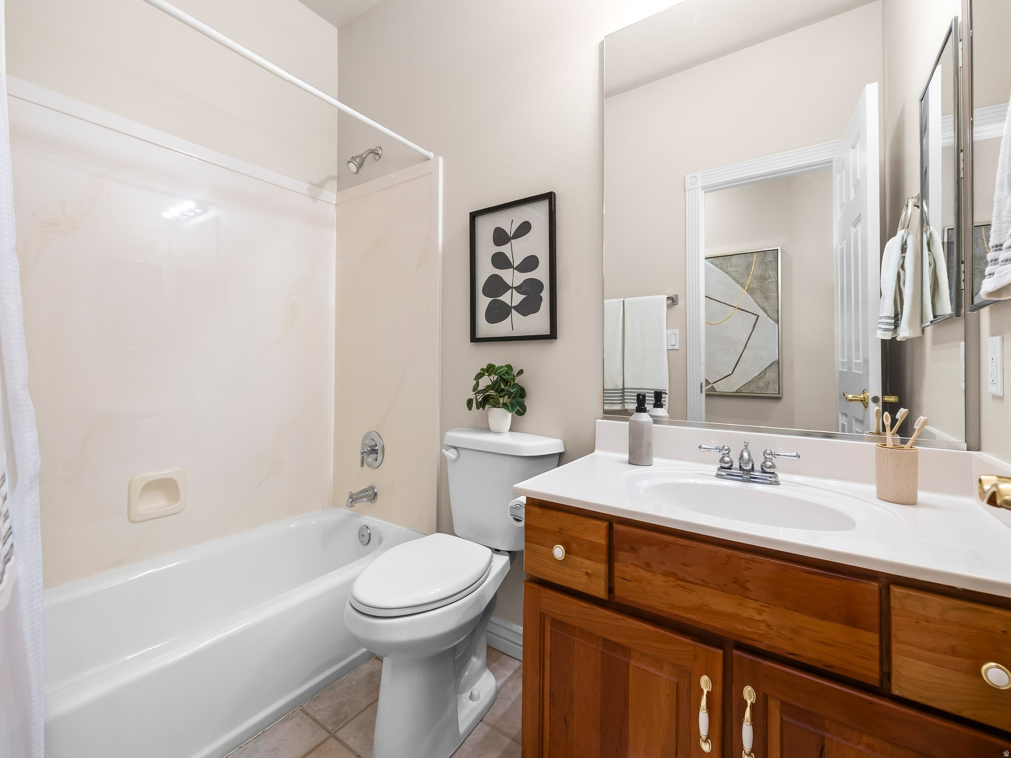 2421 RENAISSANCE CT