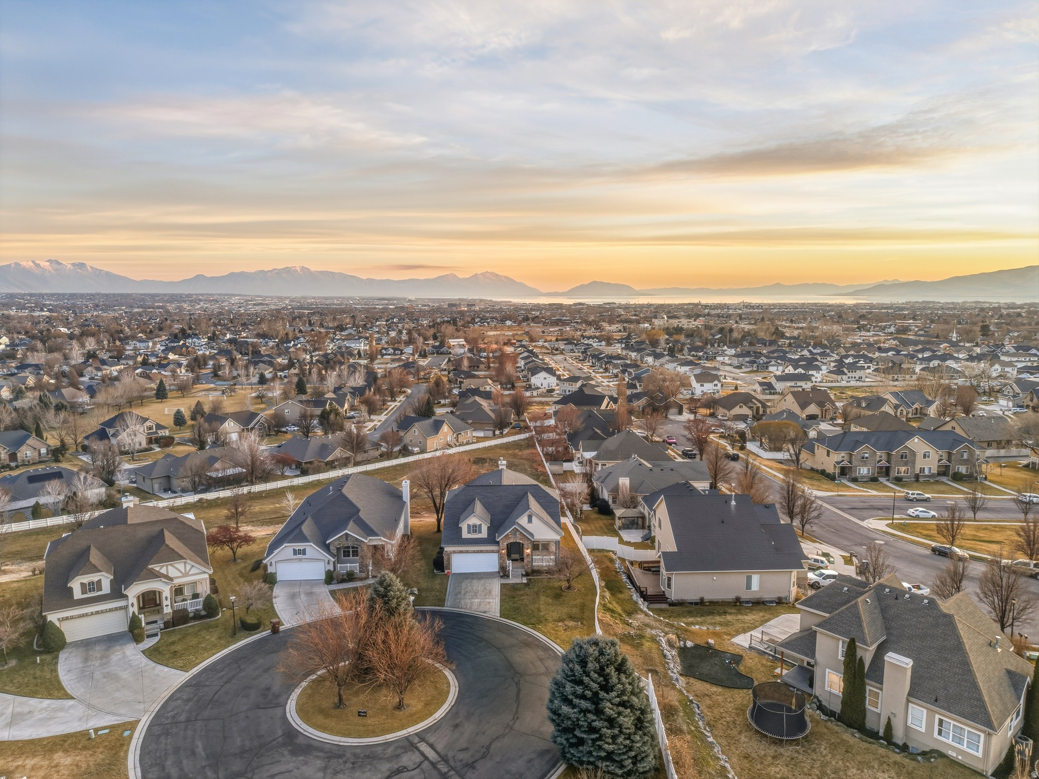 2421 RENAISSANCE CT