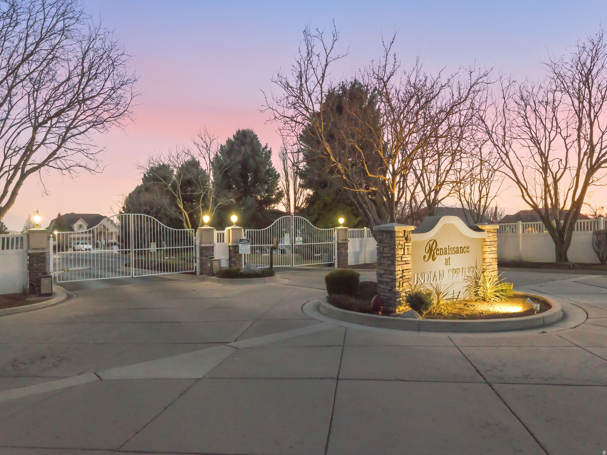 2421 RENAISSANCE CT