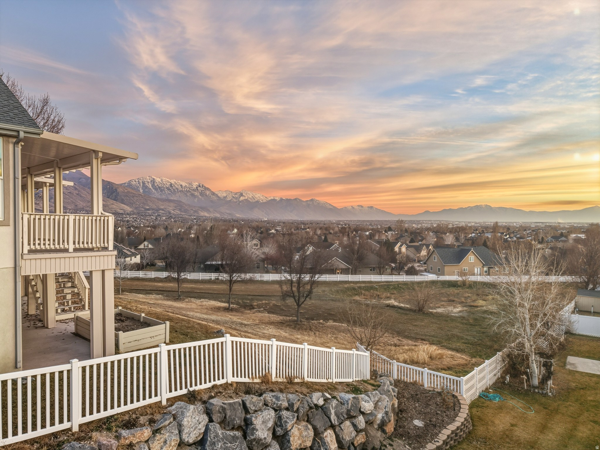 2421 RENAISSANCE CT