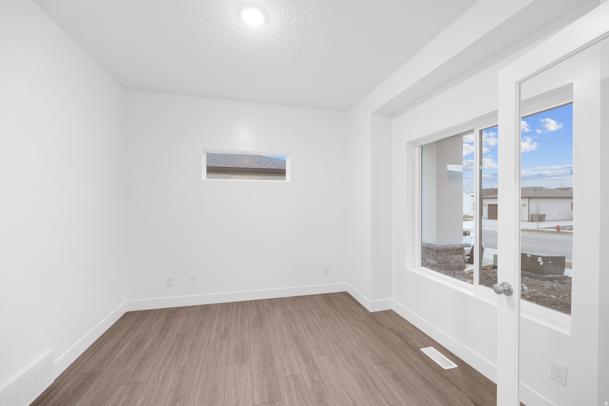 377 N 2350 E #4