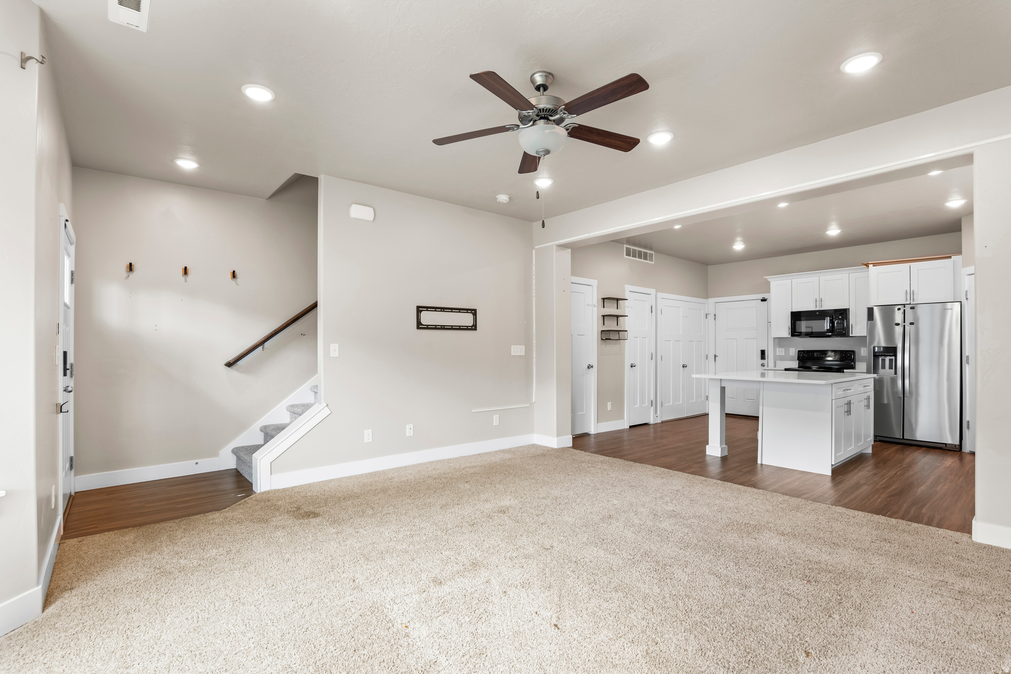 1688 E TALON WAY