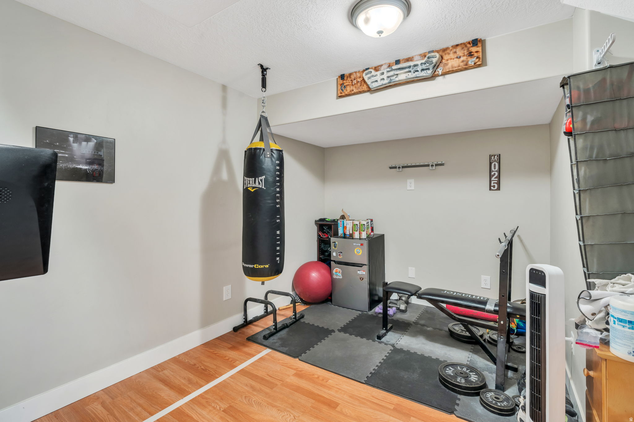 213 W WILDWOOD DR