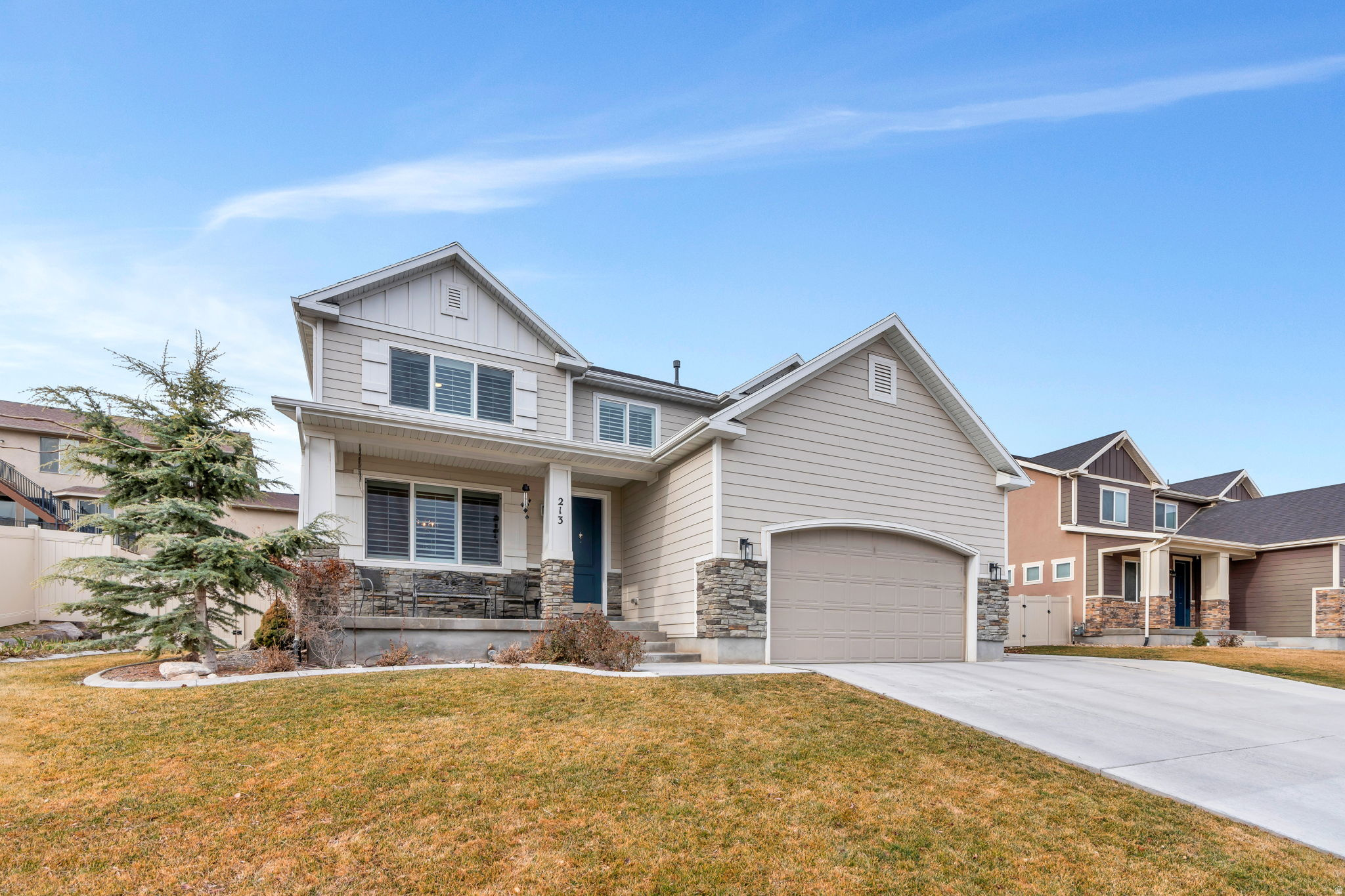 213 W WILDWOOD DR