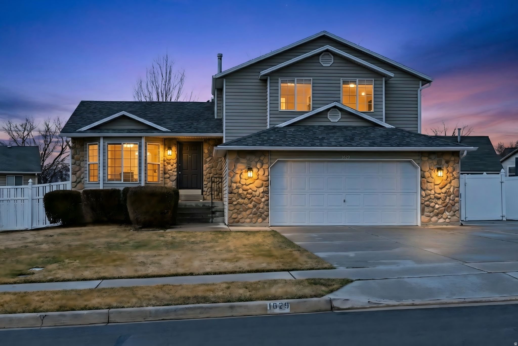 1029 N 250 W