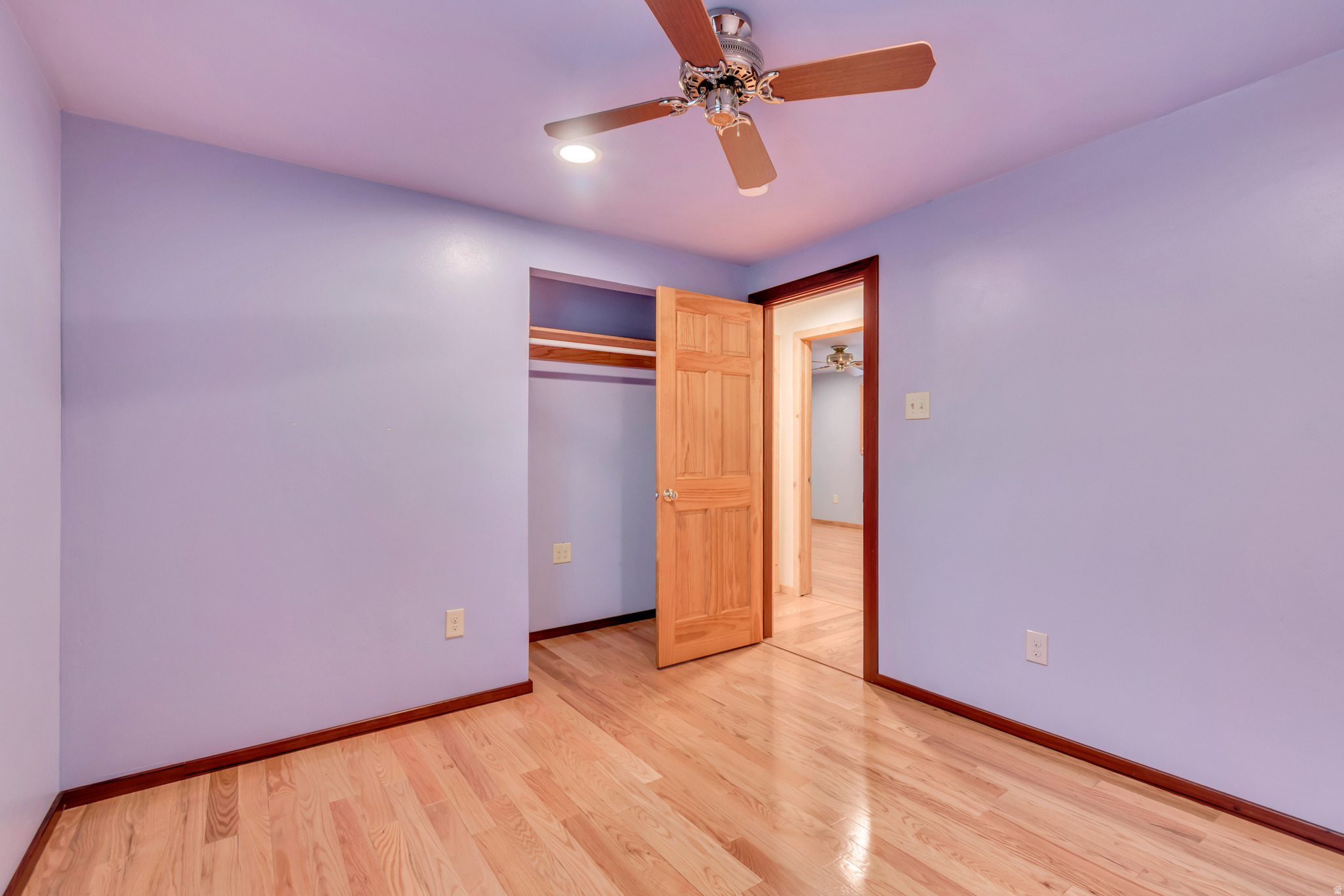 390 S SALEM LAKE DR