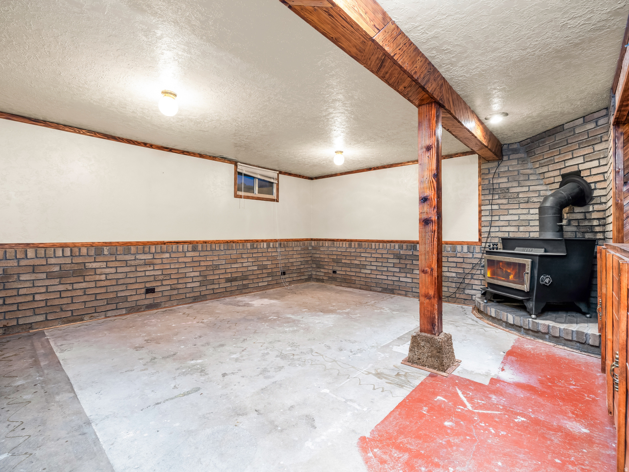 68 BROOKSIDE DR