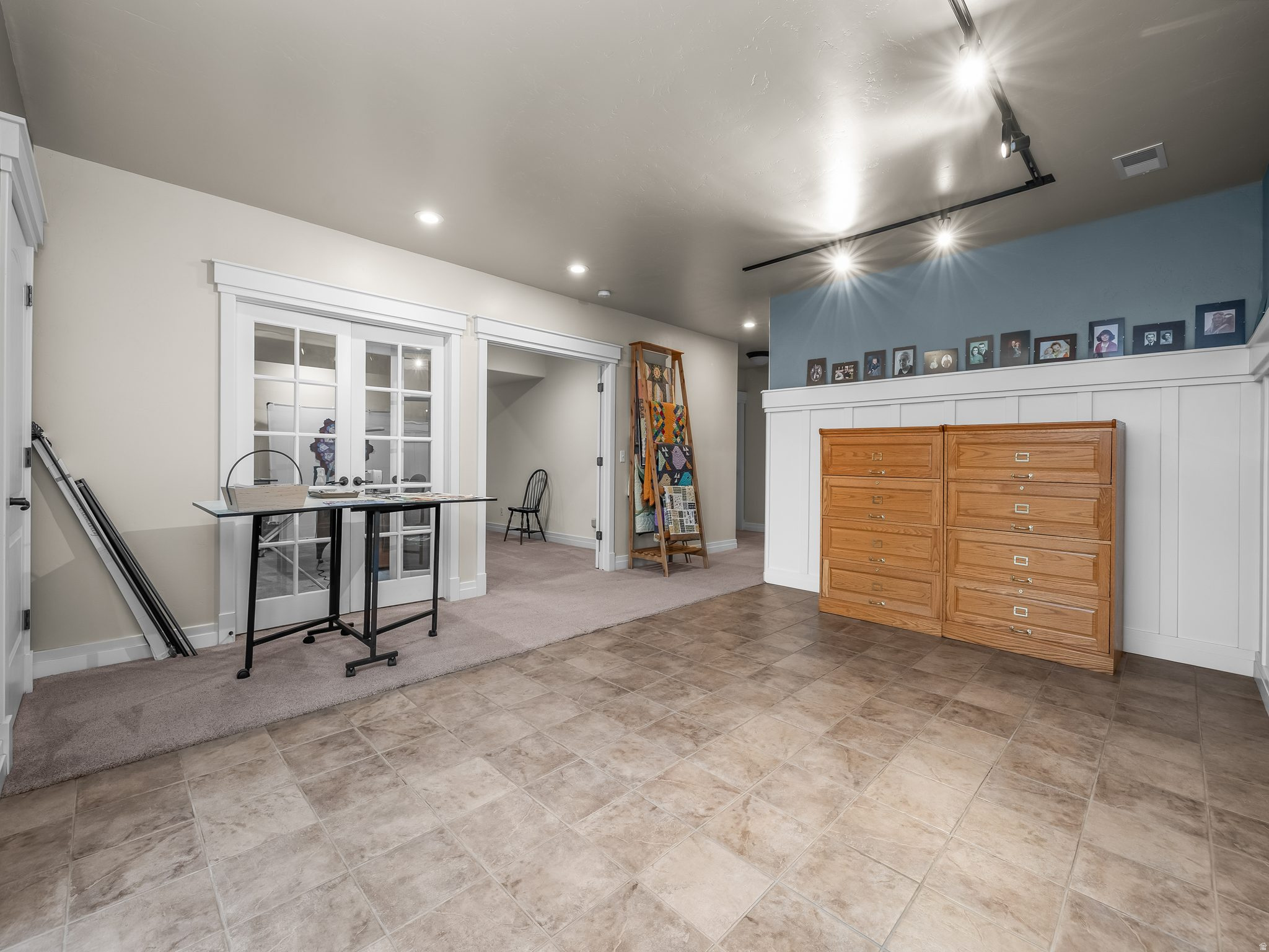 6389 W 6250 S