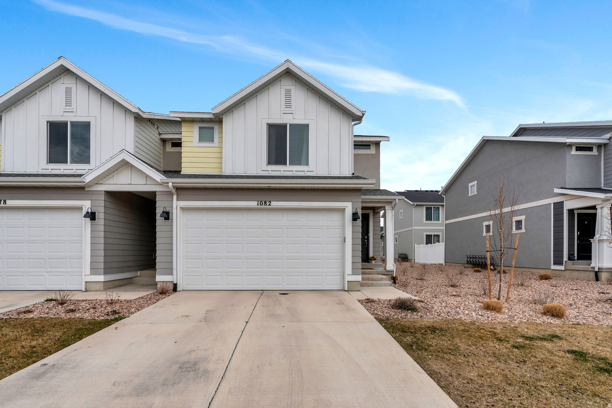 1082 E DORY BOAT RD