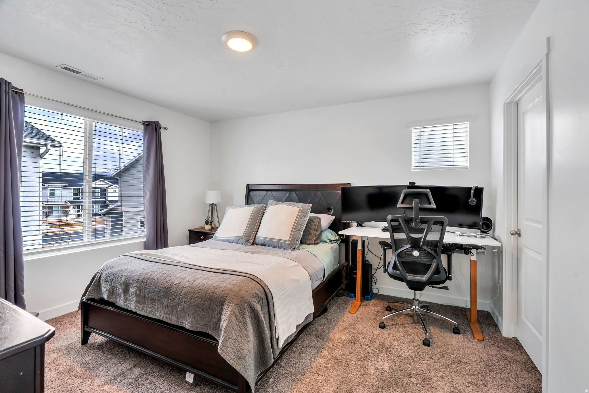 1082 E DORY BOAT RD