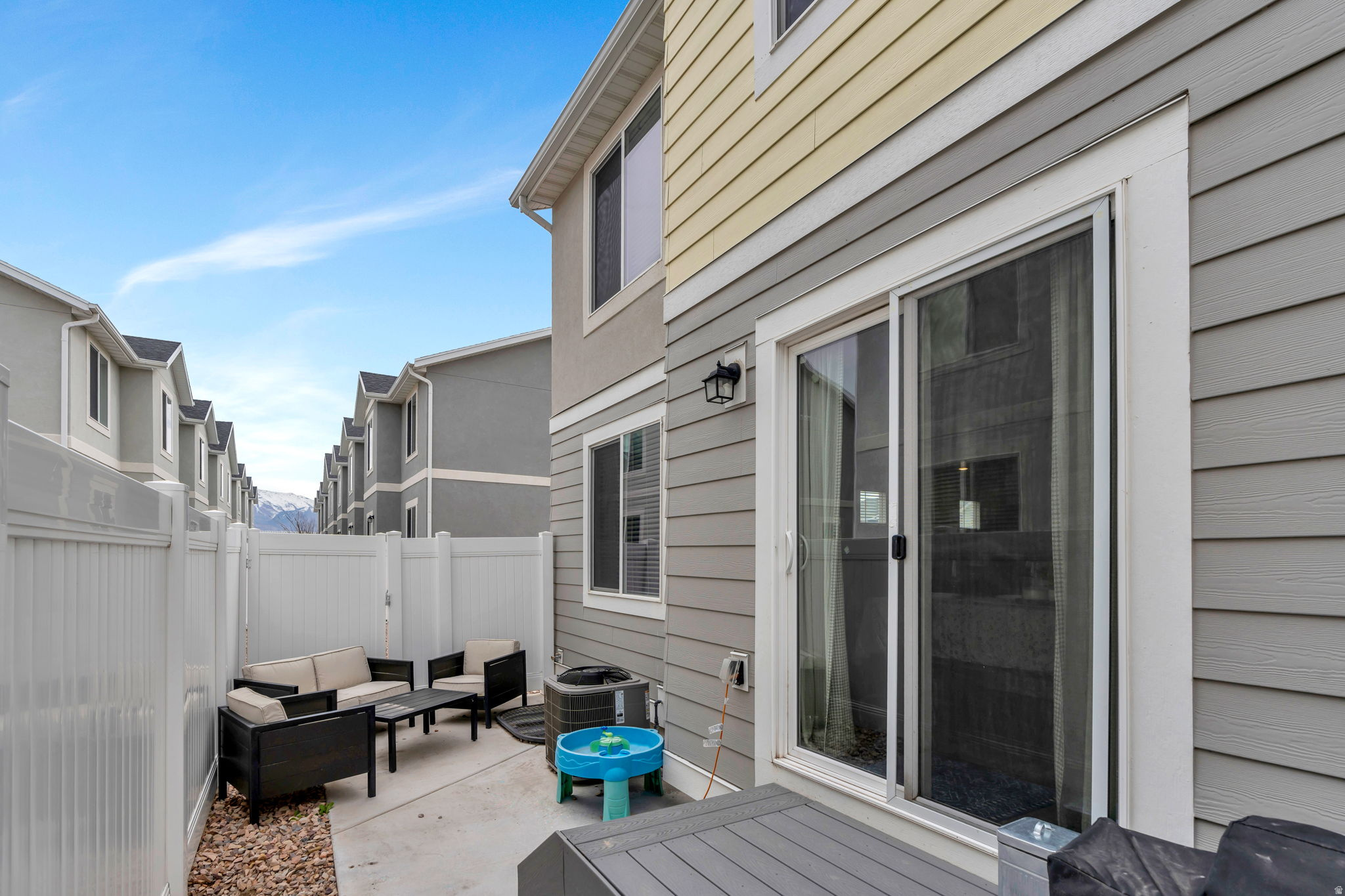 1082 E DORY BOAT RD