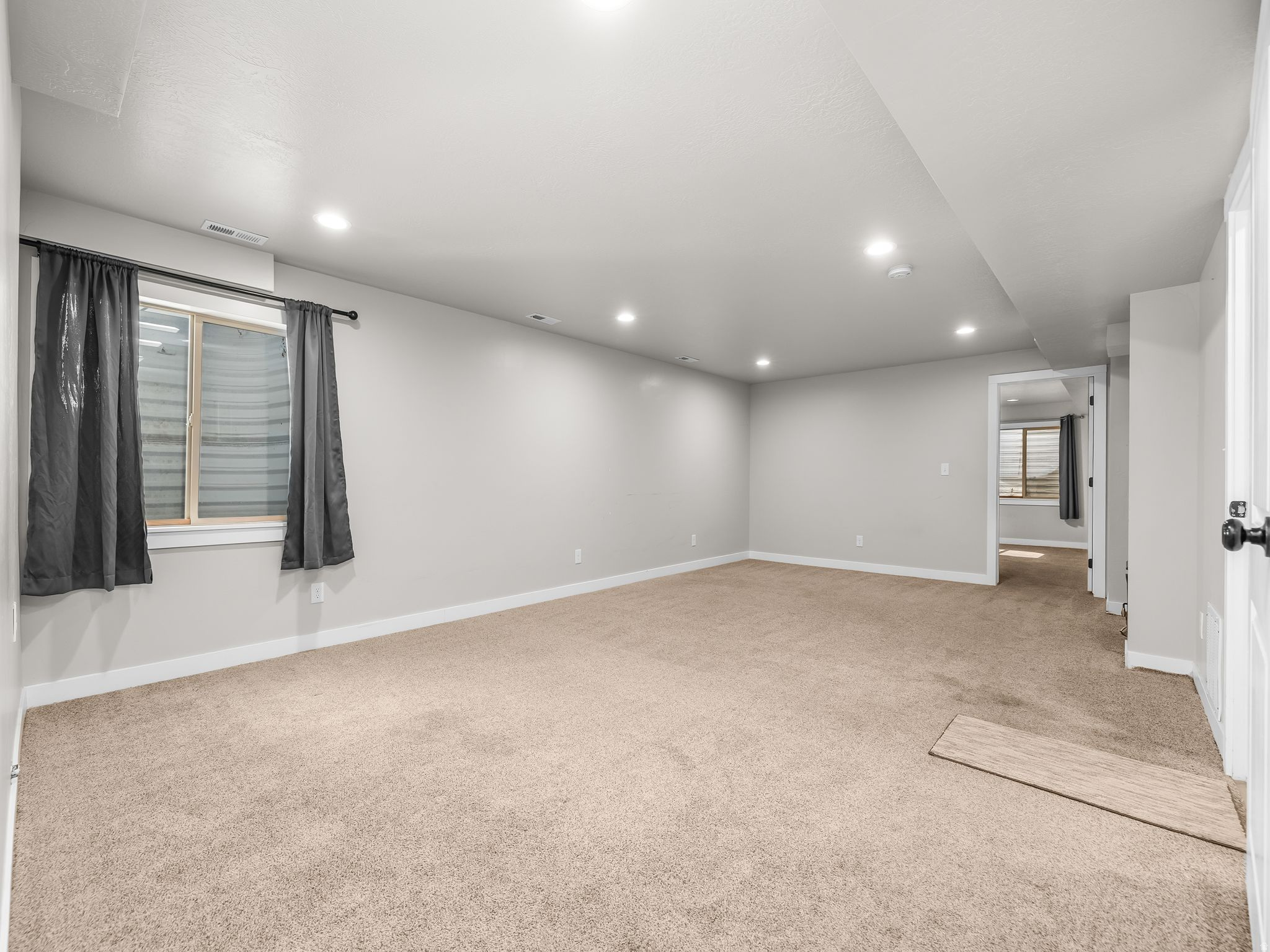 4001 E EAGLE TOP CT