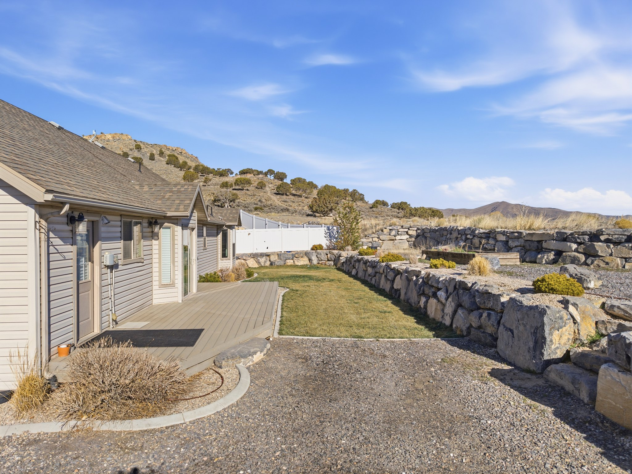 4001 E EAGLE TOP CT