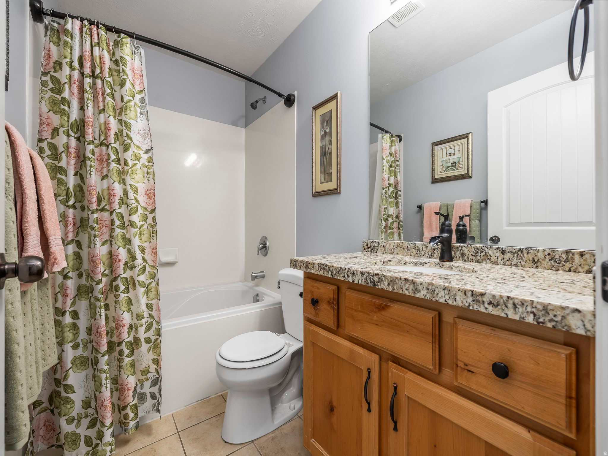 4001 E EAGLE TOP CT