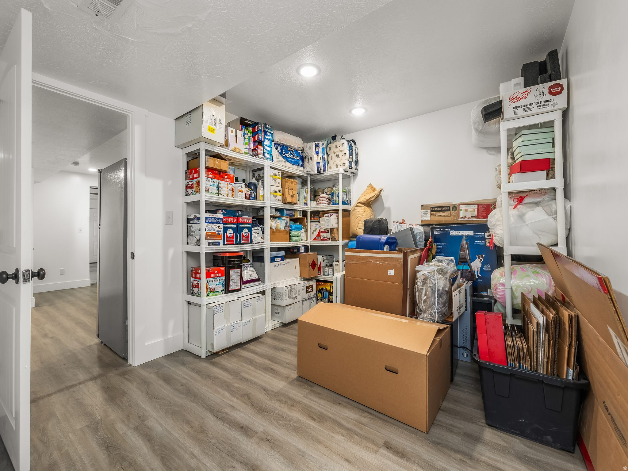 4001 E EAGLE TOP CT