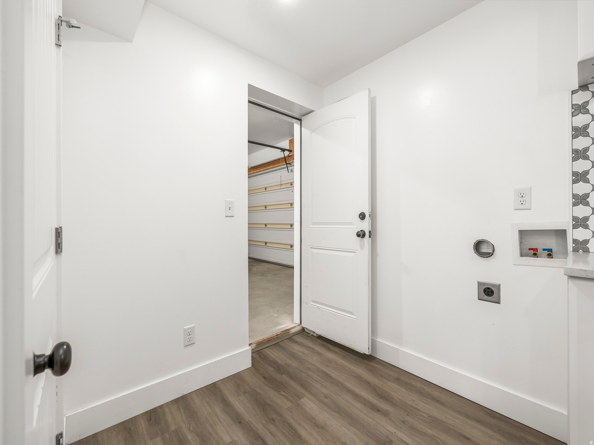 4001 E EAGLE TOP CT