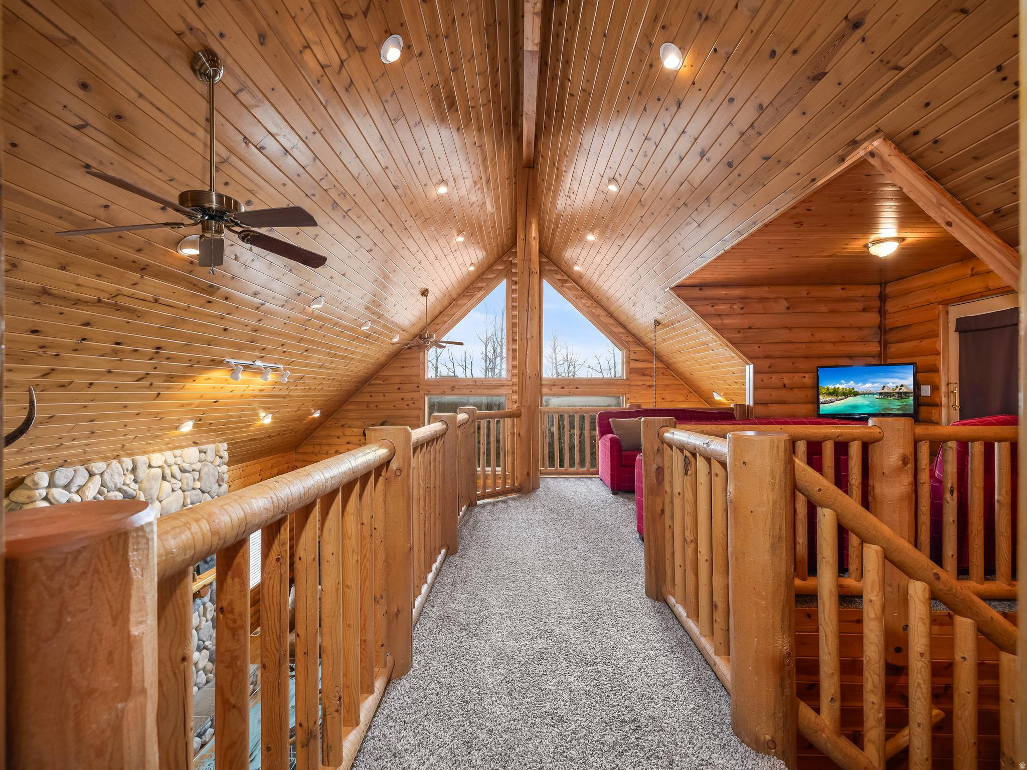 54 ASPEN DR