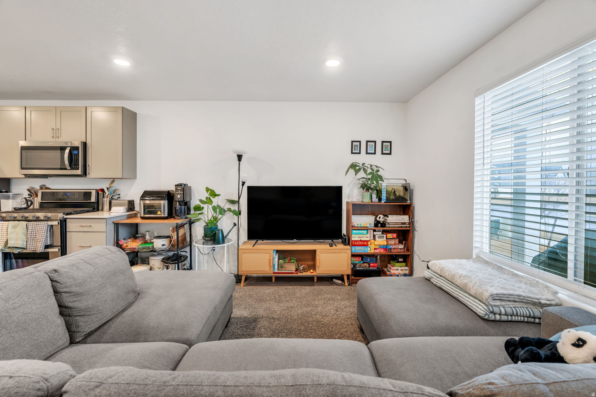 431 N NORTHSHORE DR
