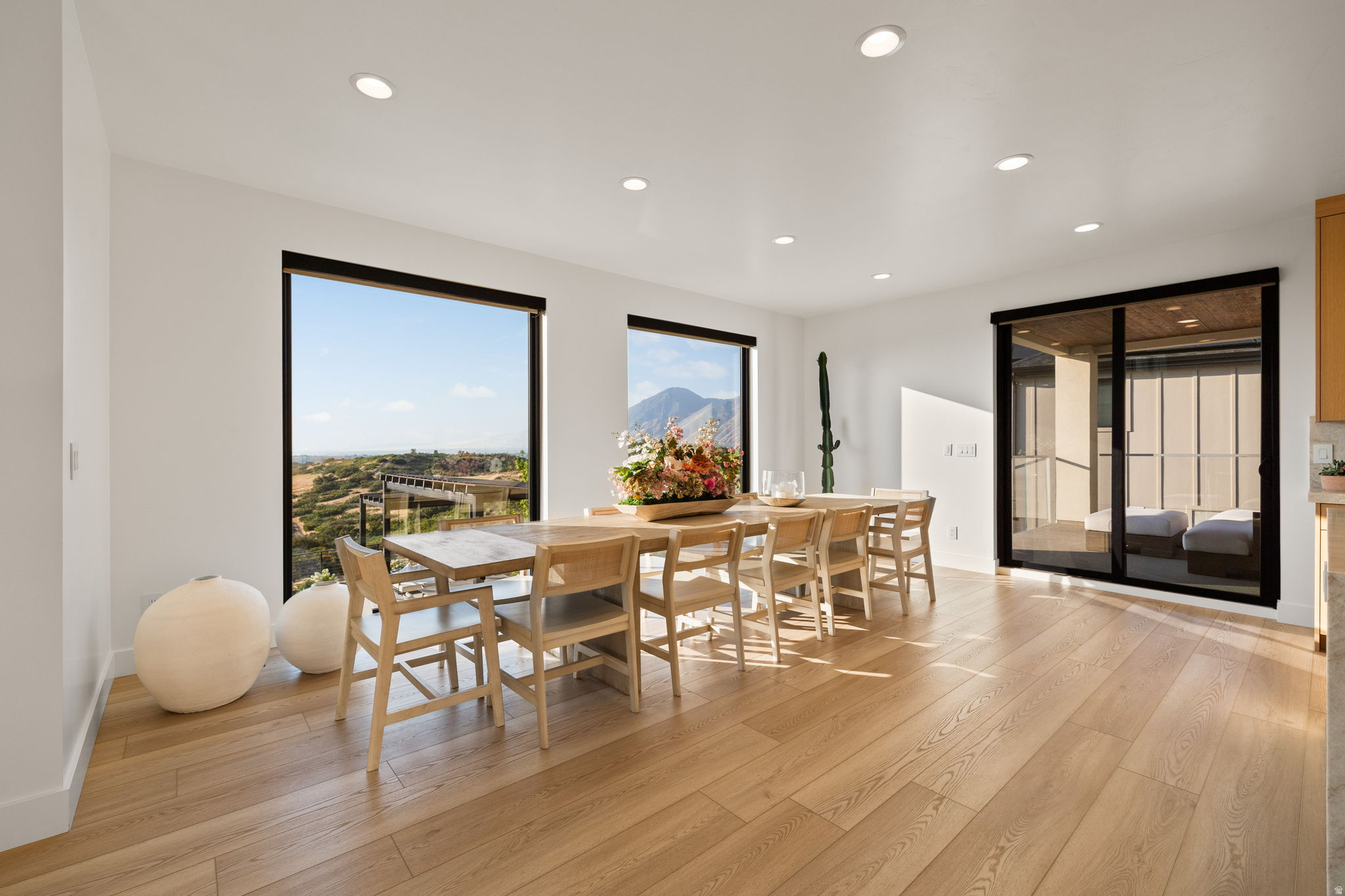 343 W BAY DR