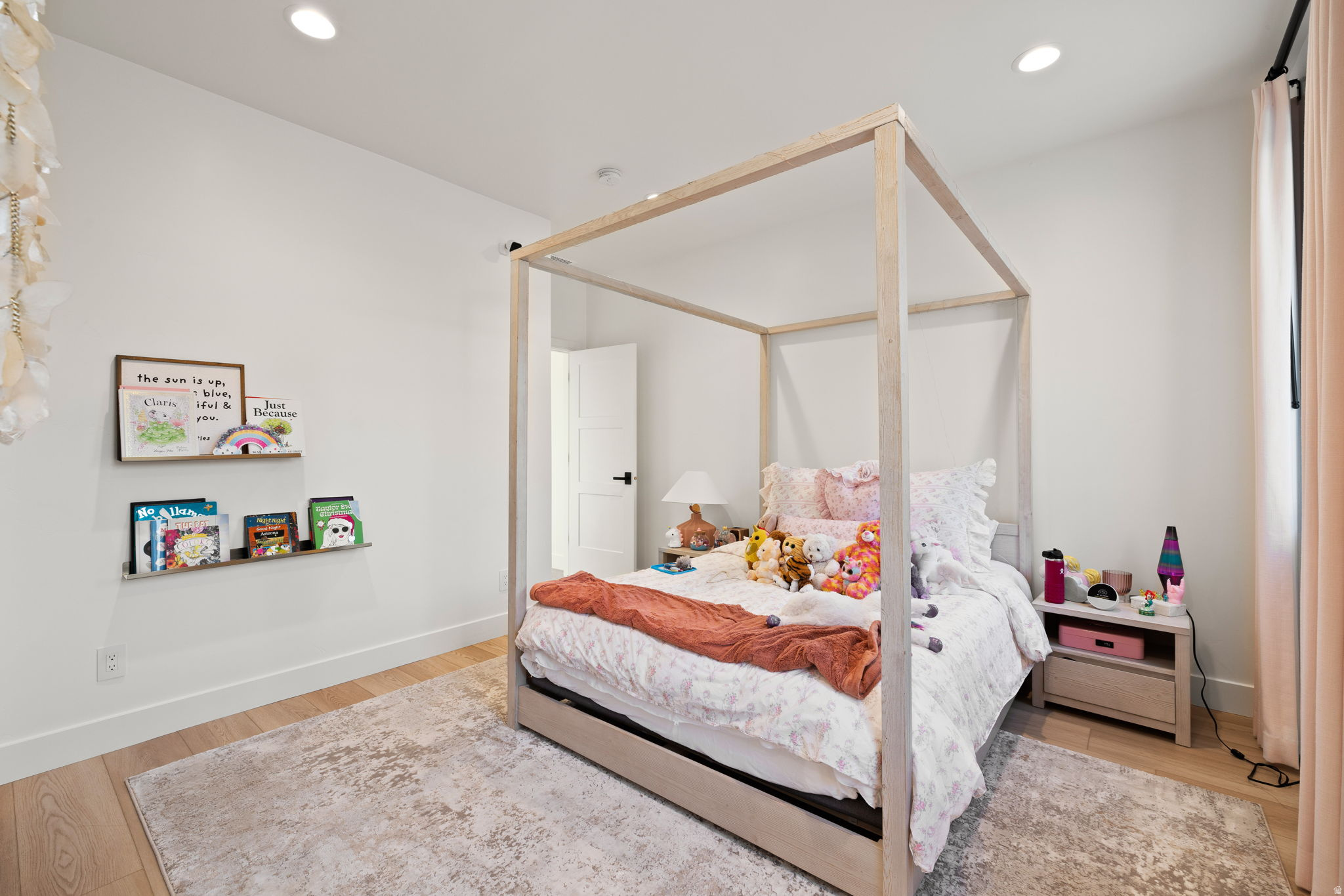343 W BAY DR
