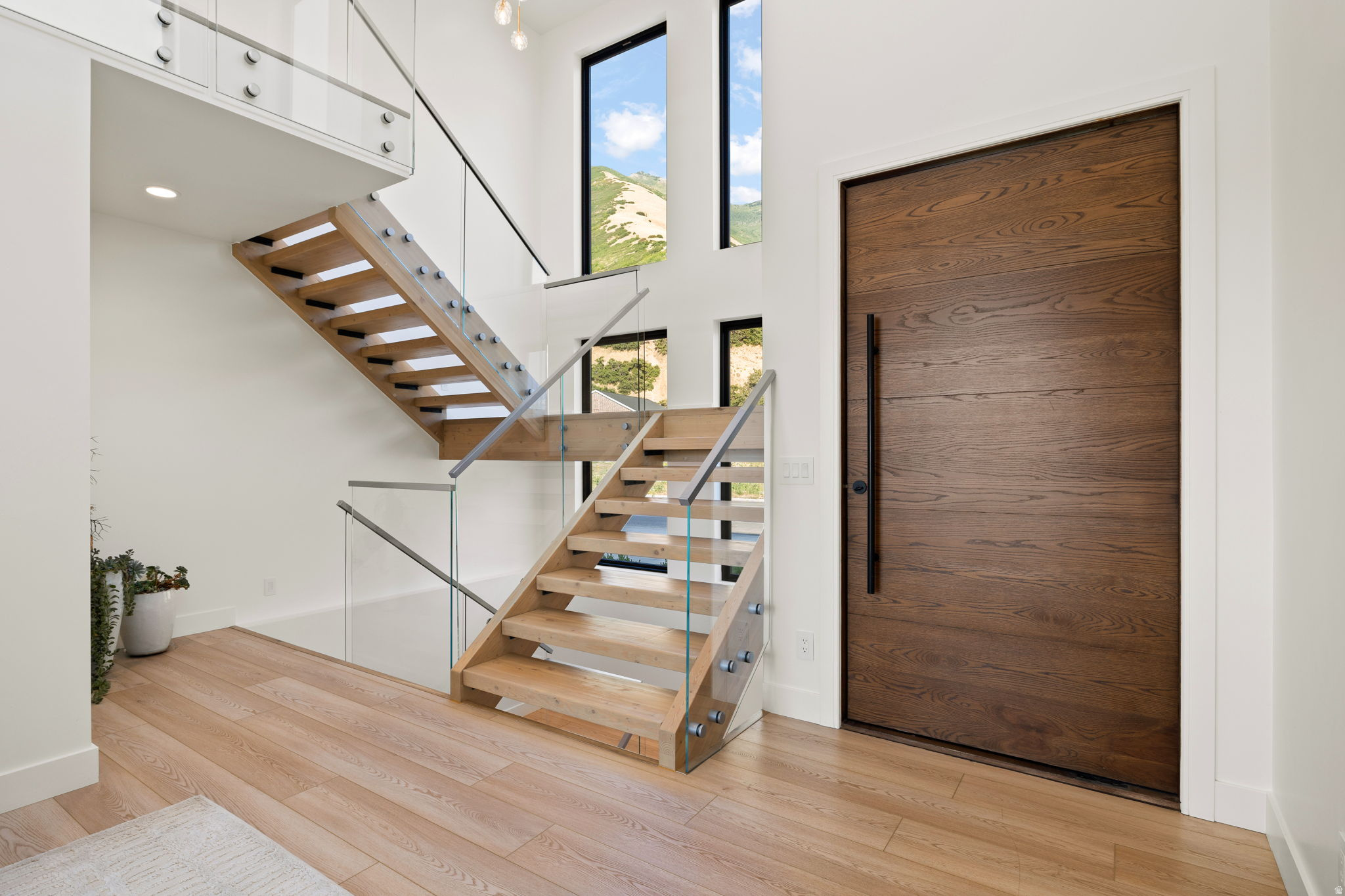 343 W BAY DR