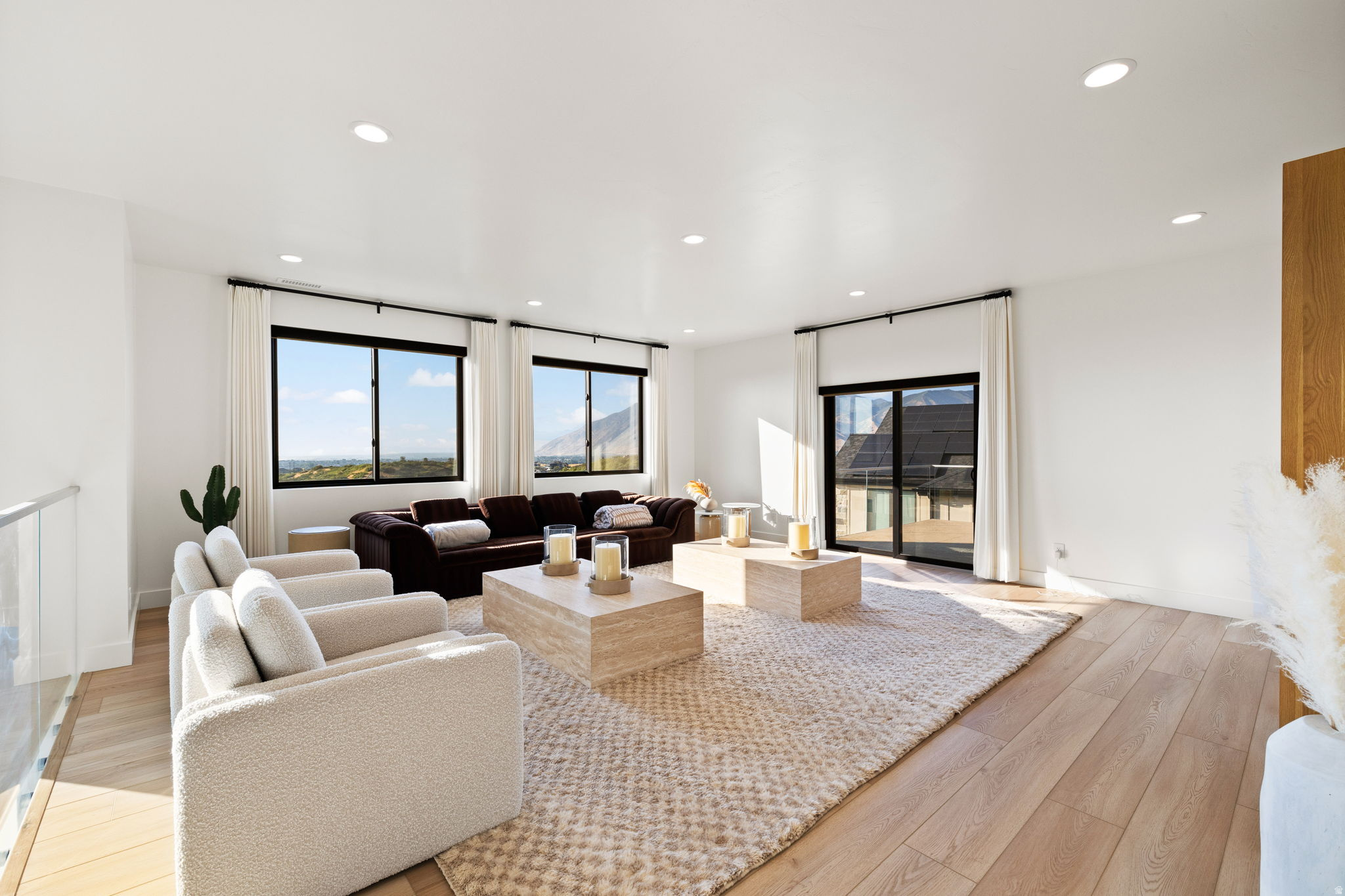 343 W BAY DR