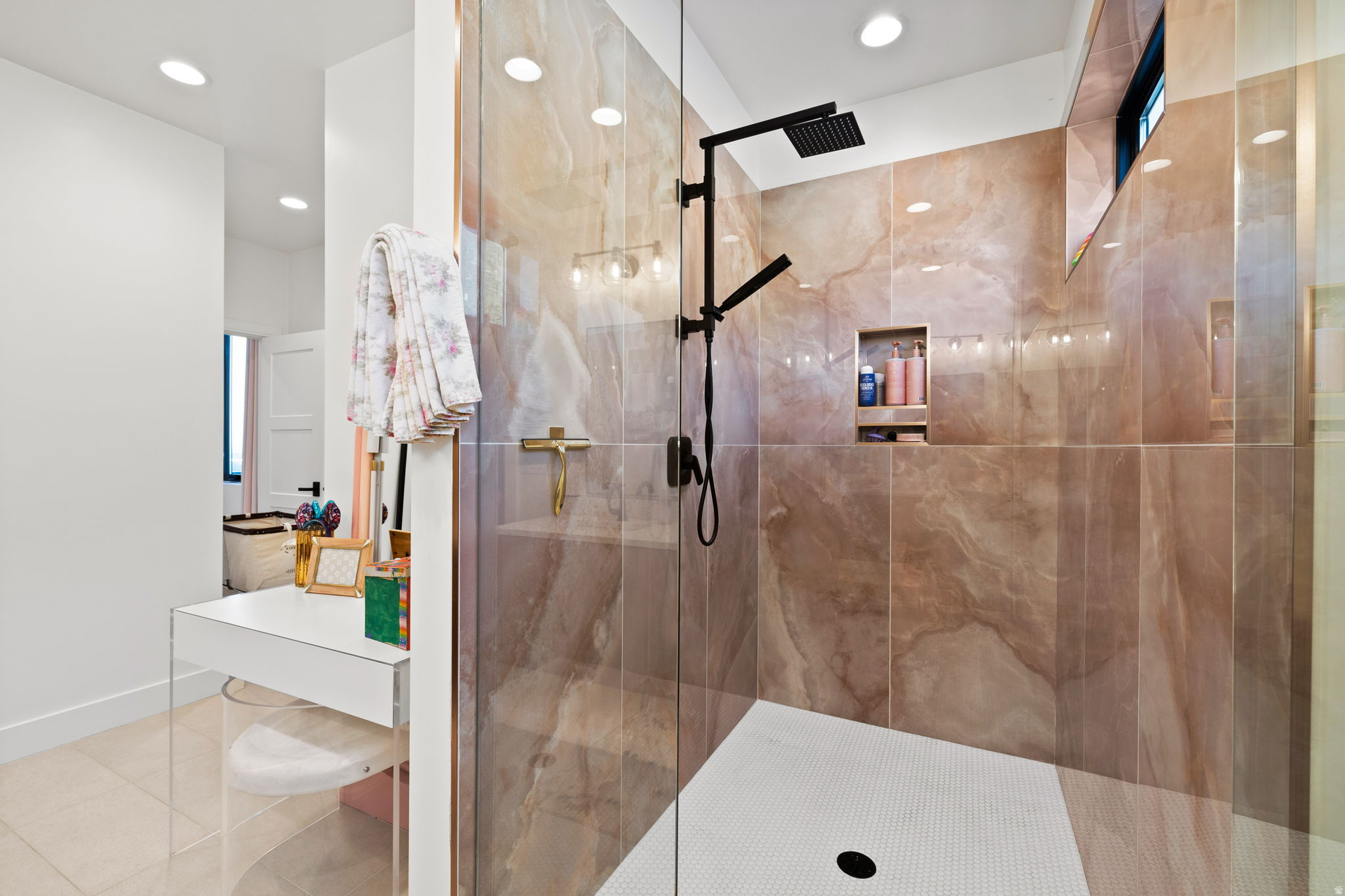 343 W BAY DR