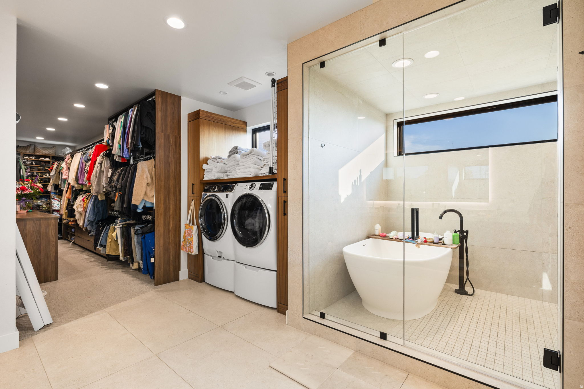 343 W BAY DR