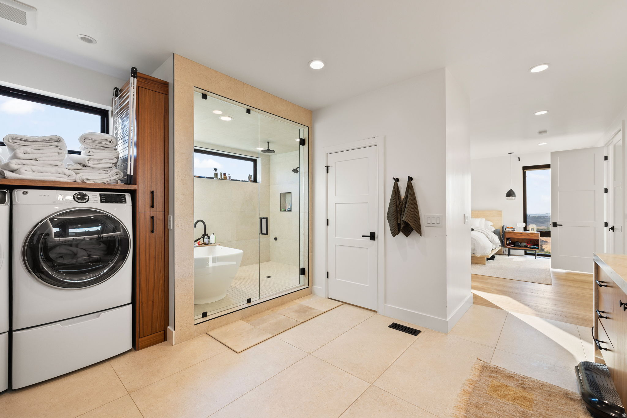 343 W BAY DR