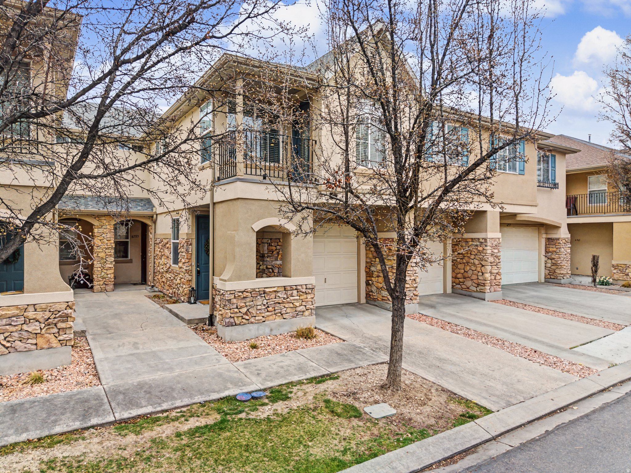6755 S VALANCE LANE LN