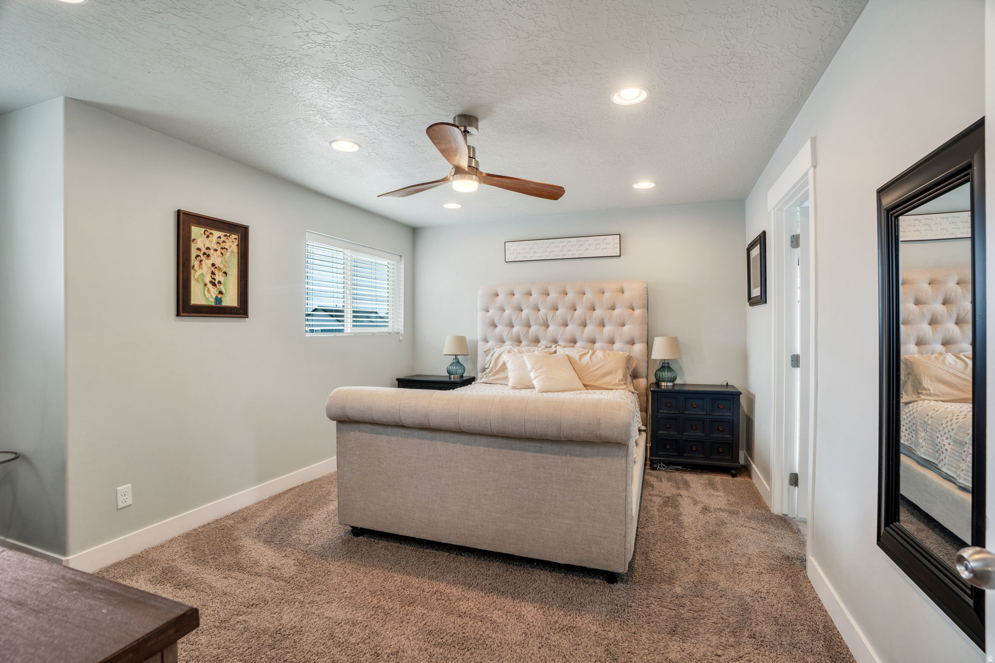 7877 N BUR OAK DR