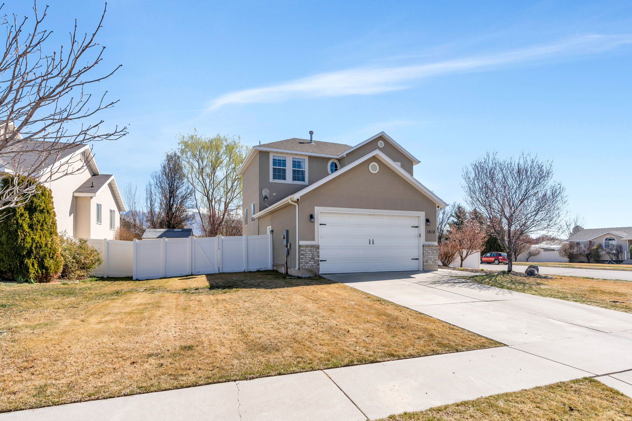 1512 N 250 W