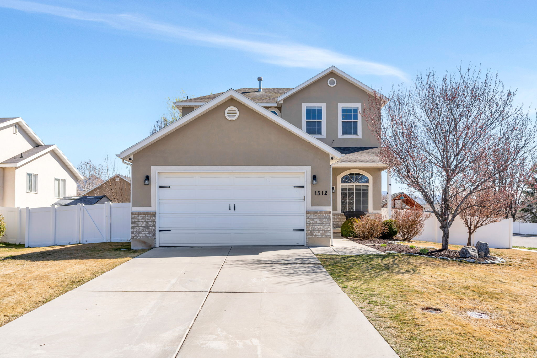 1512 N 250 W