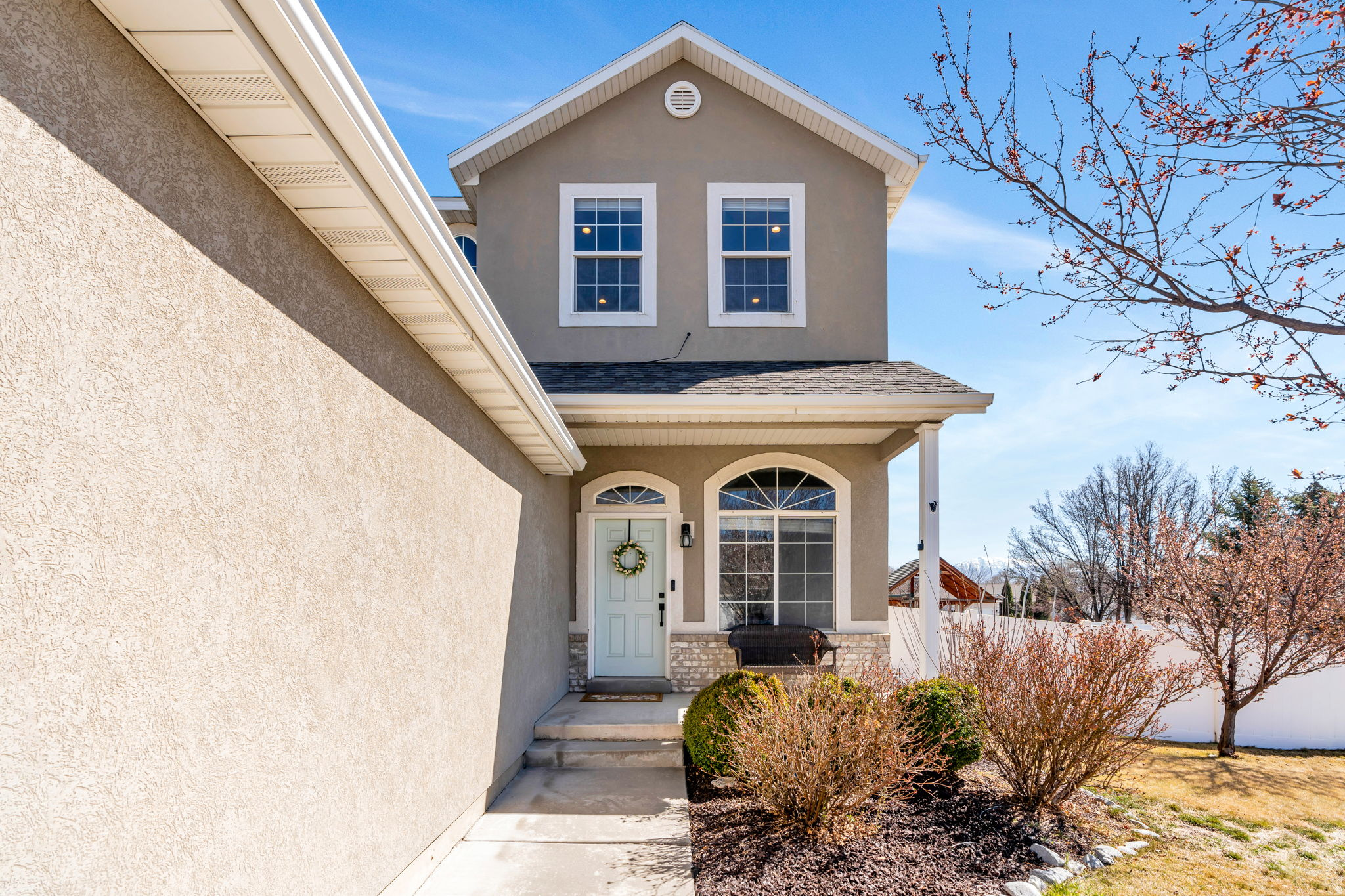 1512 N 250 W
