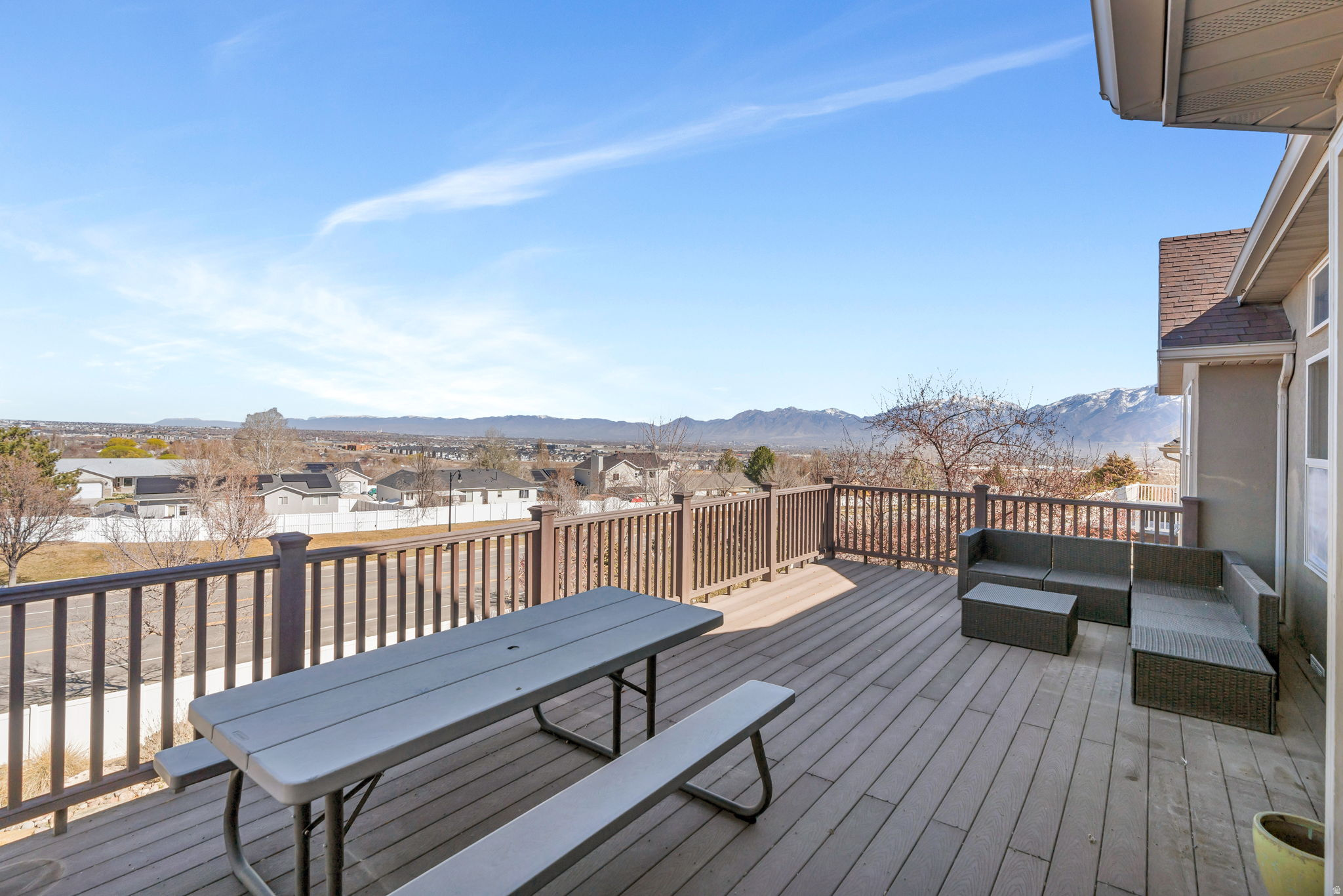 4886 W BOULDERMEADOW DR