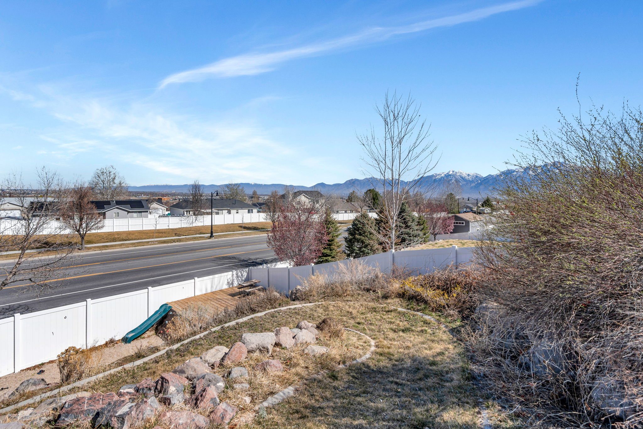 4886 W BOULDERMEADOW DR