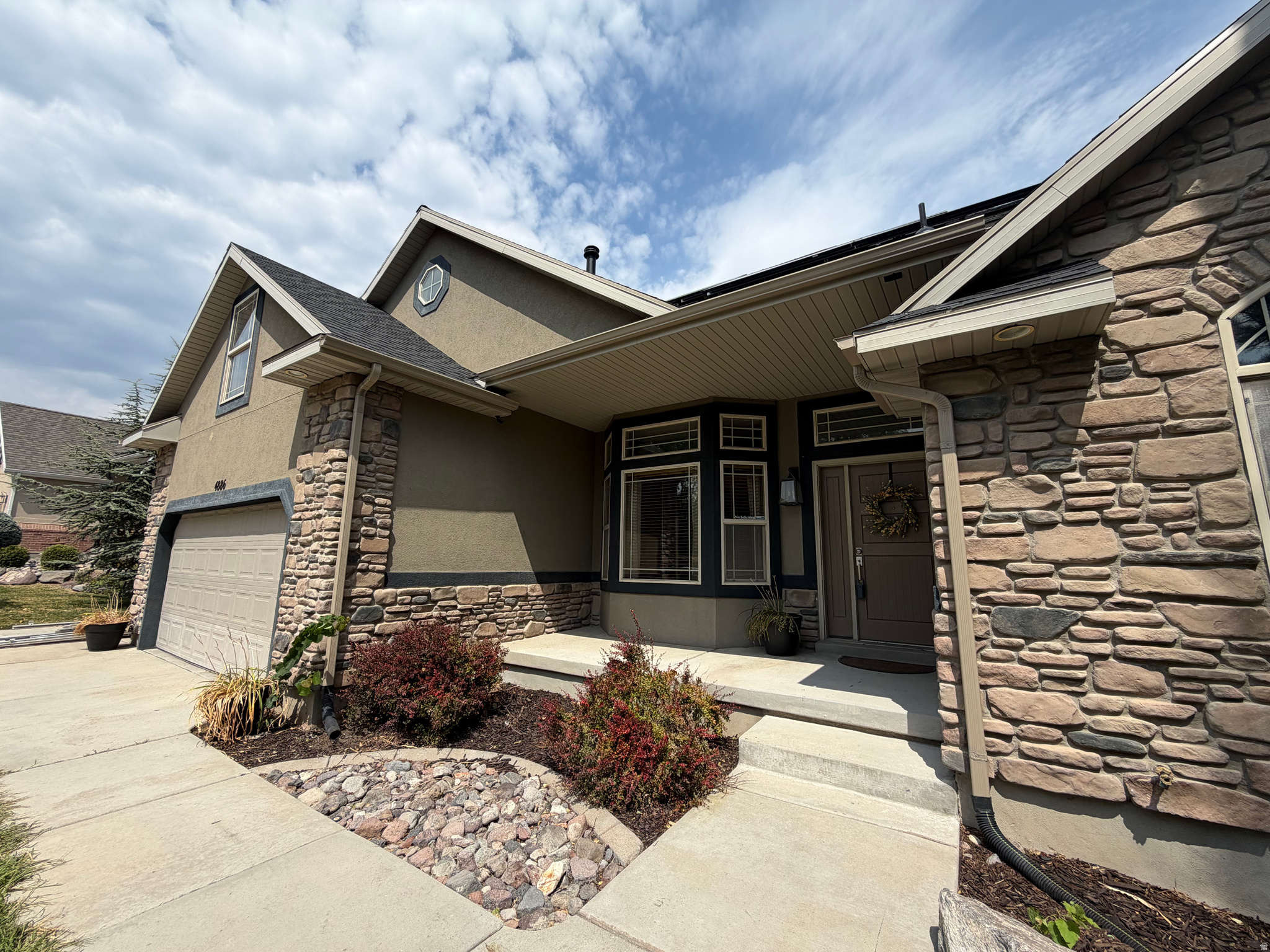 4886 W BOULDERMEADOW DR